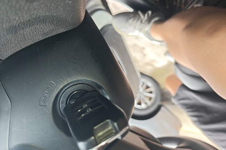 Used Honda Vezel 2020 1.5L CVT Pioneer Edition Vehicle Key