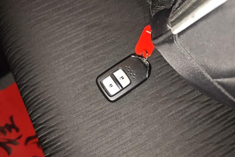 Used Honda Vezel 2020 1.5L CVT Luxury Edition Vehicle Key