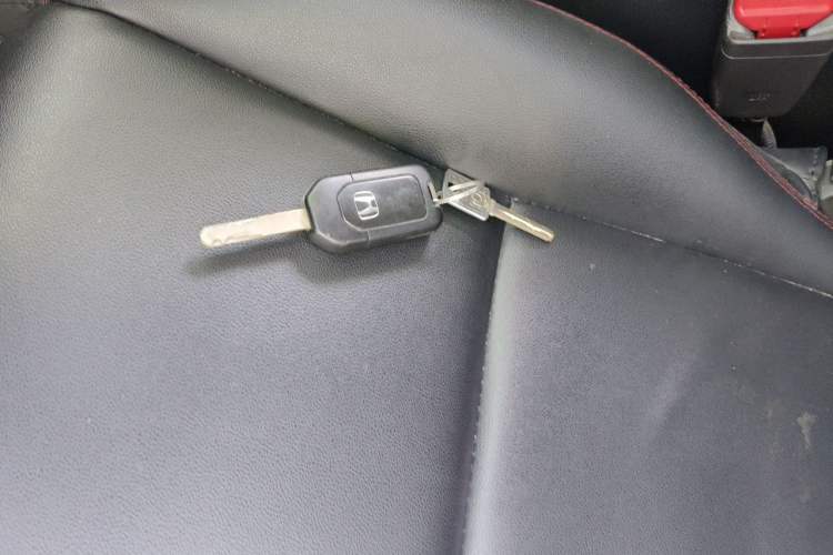 Used Honda Vezel 2020 1.5L CVT Elite Edition Vehicle Key