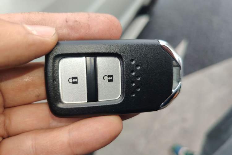 Used Honda Vezel 2020 1.5L CVT Luxury Edition Vehicle Key