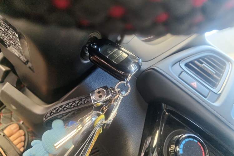 Used Honda Vezel 2020 1.5L CVT Pioneer Edition Vehicle Key