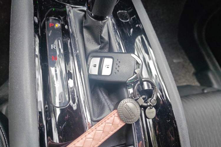 Used Honda Vezel 2020 1.5L CVT Luxury Edition Vehicle Key
