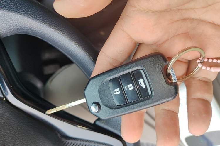 Used Honda Vezel 2020 1.5L CVT Pioneer Edition Vehicle Key