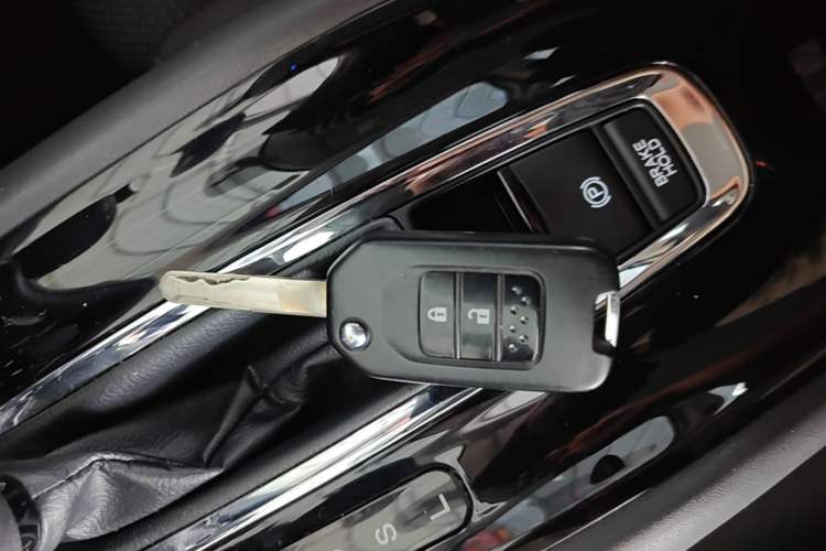 Used Honda Vezel 2020 1.5L CVT Elite Edition Vehicle Key
