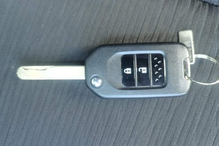 Used Honda Vezel 2020 1.5L CVT Pioneer Edition Vehicle Key