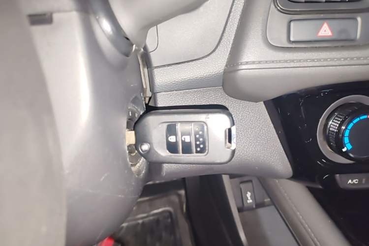 Used Honda Vezel 2020 1.5L CVT Pioneer Edition Vehicle Key