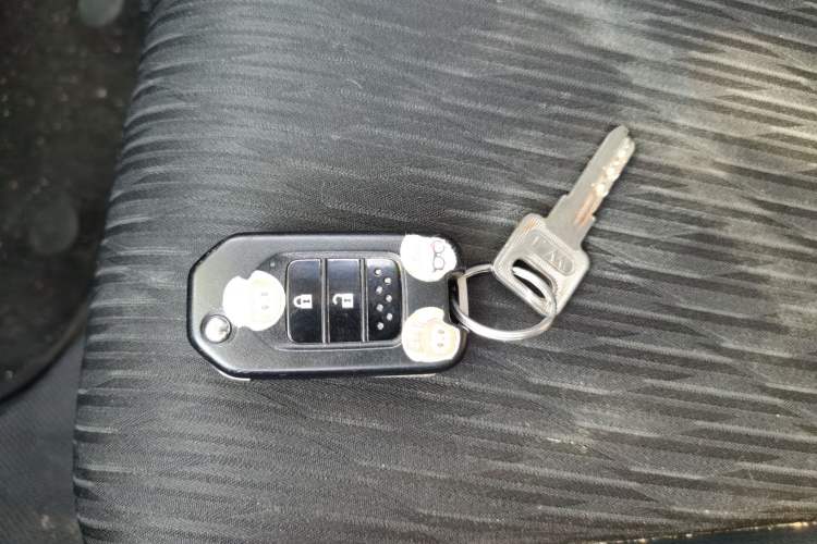 Used Honda Vezel 2020 1.5L CVT Pioneer Edition Vehicle Key