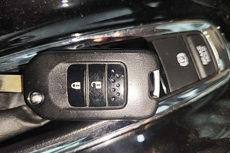 Used Honda Vezel 2020 1.5L CVT Pioneer Edition Vehicle Key