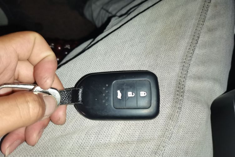 Used Honda Vezel 2020 1.5L CVT Pioneer Edition Vehicle Key