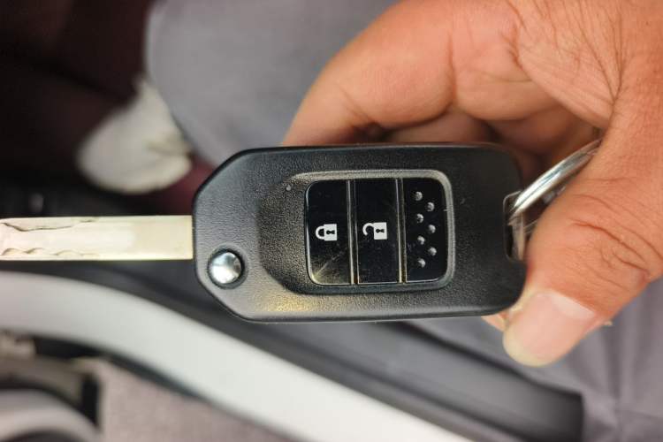 Used Honda Vezel 2020 1.5L CVT Elite Edition Vehicle Key