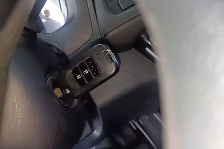 Used Honda Vezel 2020 1.5L CVT Elite Edition Vehicle Key