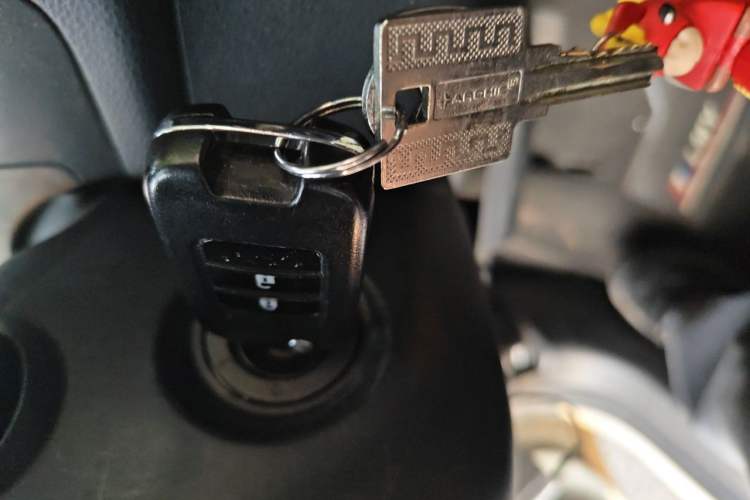 Used Honda Vezel 2020 1.5L CVT Pioneer Edition Vehicle Key