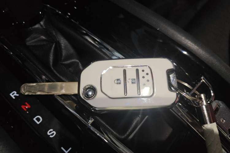 Used Honda Vezel 2020 1.5L CVT Pioneer Edition Vehicle Key