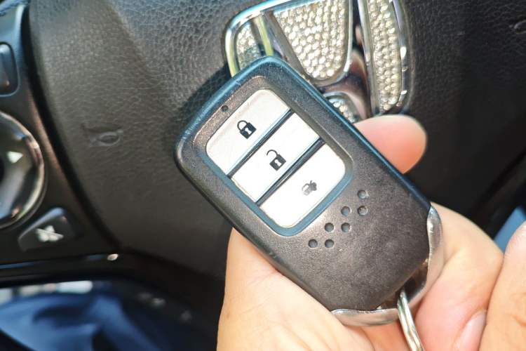 Used Honda Vezel 2020 1.5L CVT Pioneer Edition Vehicle Key