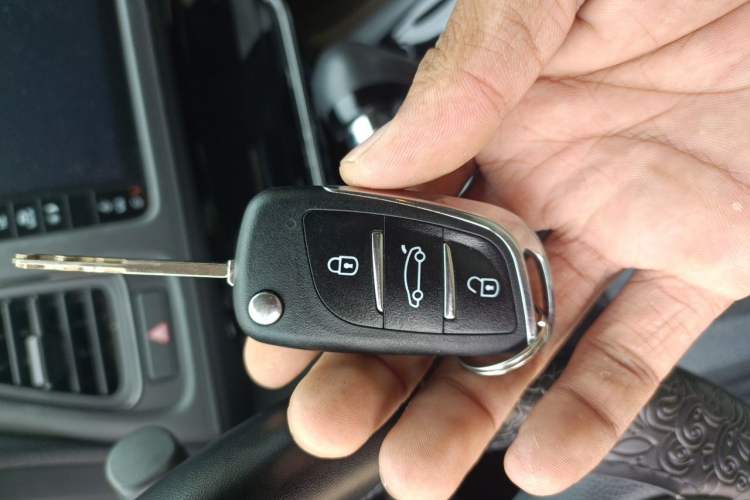 Used Honda Vezel 2020 220 TURBO CVT Elite Edition Vehicle Key