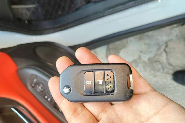 Used Honda Vezel 2020 1.5L CVT Pioneer Edition Vehicle Key