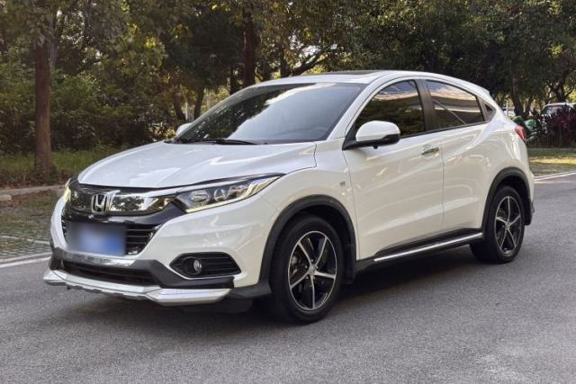 Honda Vezel 2020 1.5L CVT Pioneer Edition с пробегом