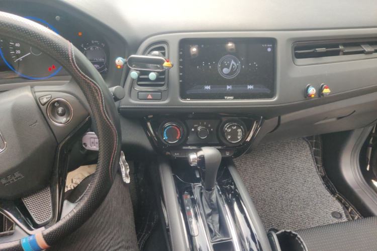 Used Honda Vezel 2022 1.5L CVT Elite Smart Edition Audio And AC Panel