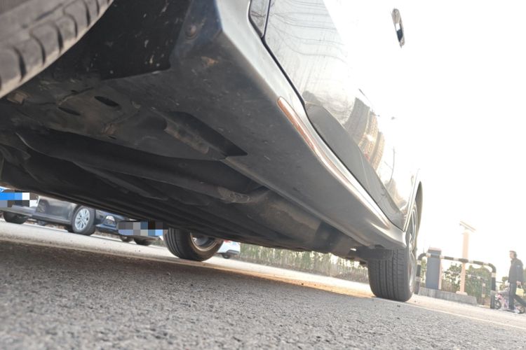 Used Honda Vezel 2022 1.5L CVT Phantom Night Pioneer Edition Chassis Front Left