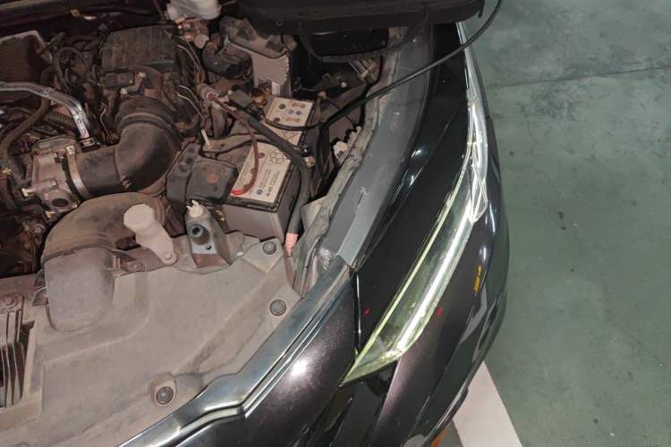 Used Honda Vezel 2022 1.5L CVT Phantom Night Pioneer Edition Engine Bay Left