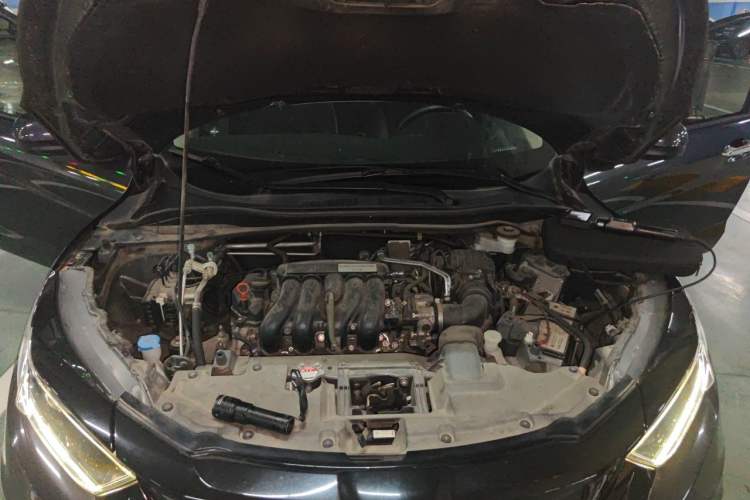 Used Honda Vezel 2022 1.5L CVT Phantom Night Pioneer Edition Engine Bay