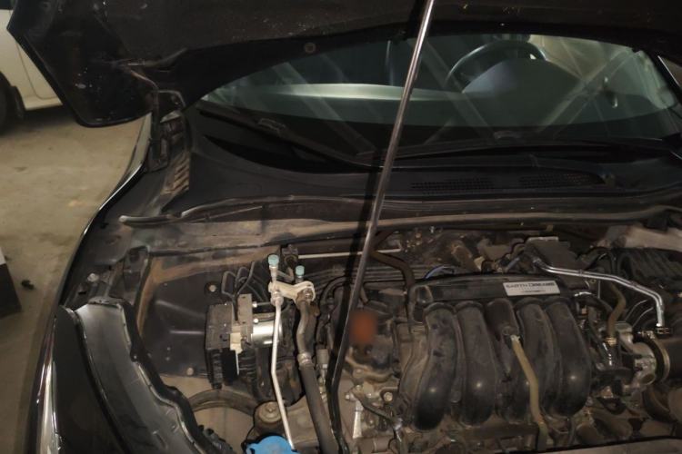 Used Honda Vezel 2022 1.5L CVT Phantom Night Pioneer Edition Engine Bay Right