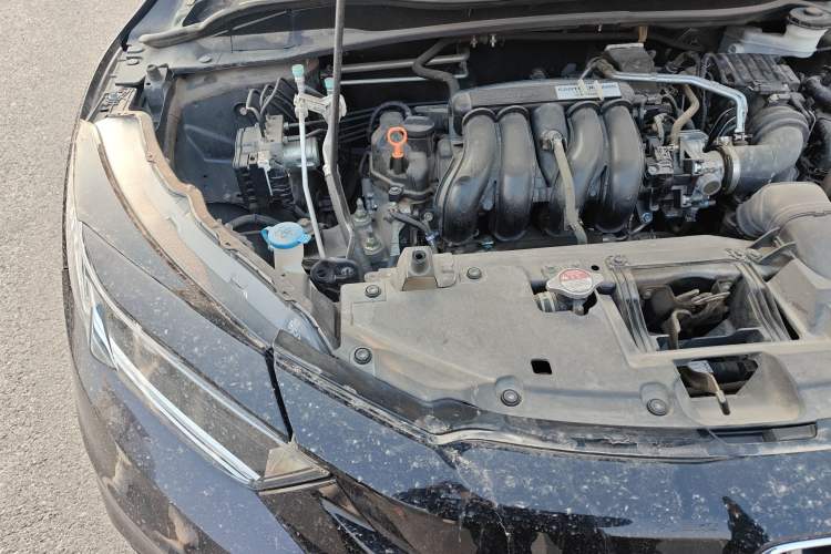 Used Honda Vezel 2022 1.5L CVT Phantom Night Pioneer Edition Engine Bay Right