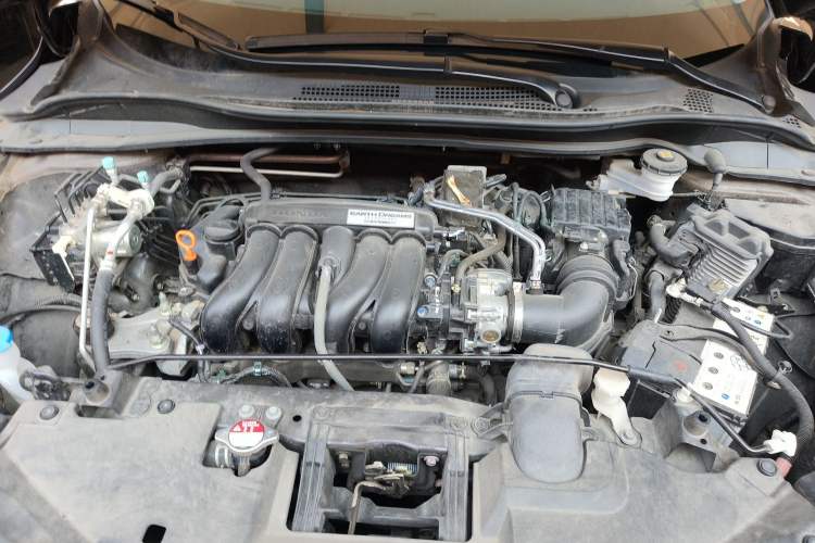 Used Honda Vezel 2022 1.5L CVT Phantom Night Pioneer Edition Engine Bay
