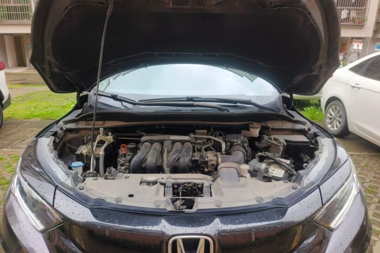 Used Honda Vezel 2022 1.5L CVT Phantom Night Pioneer Edition Engine Bay