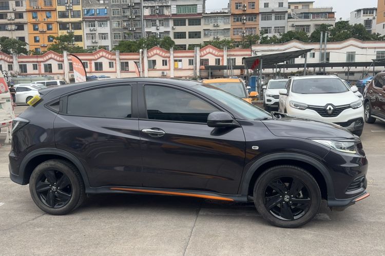 Used Honda Vezel 2022 1.5L CVT Phantom Night Pioneer Edition Exterior 2