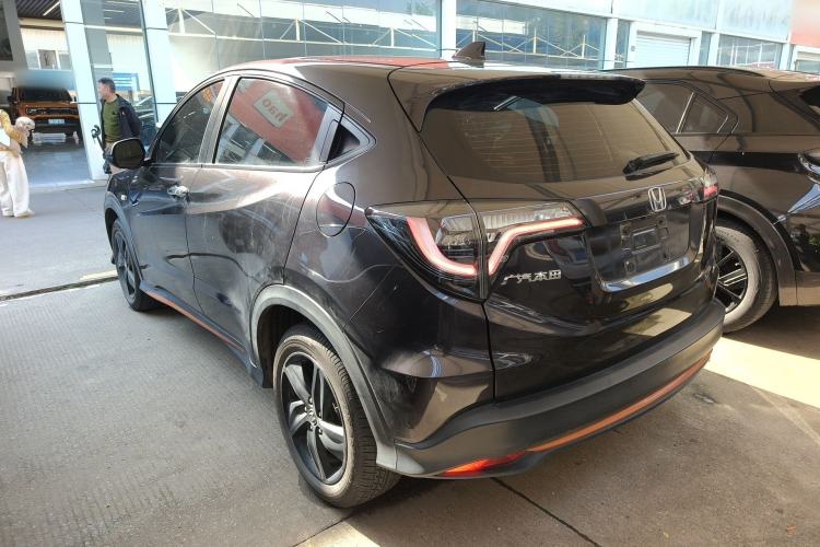Used Honda Vezel 2022 1.5L CVT Phantom Night Pioneer Edition Exterior 2