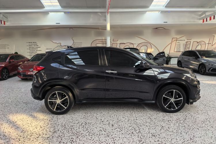 Used Honda Vezel 2022 1.5L CVT Phantom Night Pioneer Edition Exterior 7