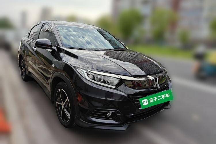 Used Honda Vezel 2022 1.5L CVT Phantom Night Pioneer Edition Front Right 45 Deg