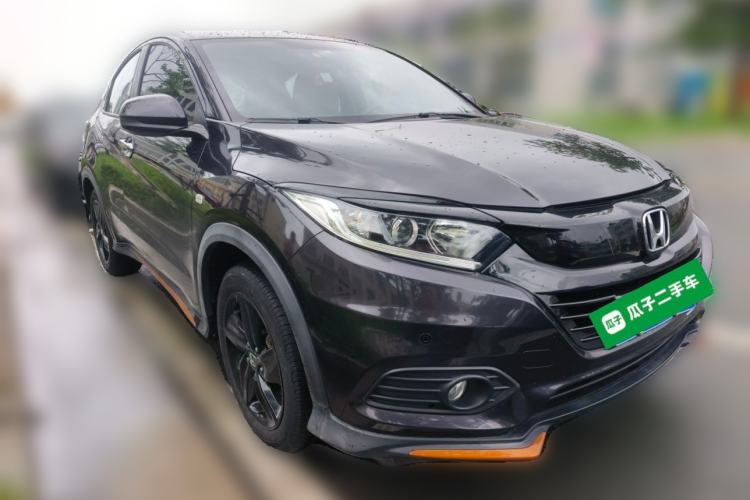 Used Honda Vezel 2022 1.5L CVT Phantom Night Pioneer Edition Front Right 45 Deg