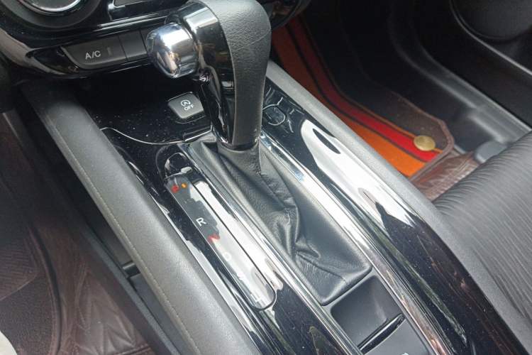 Used Honda Vezel 2022 1.5L CVT Phantom Night Pioneer Edition Gear Lever