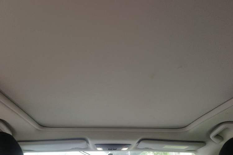 Used Honda Vezel 2022 1.5L CVT Phantom Night Pioneer Edition Headliner
