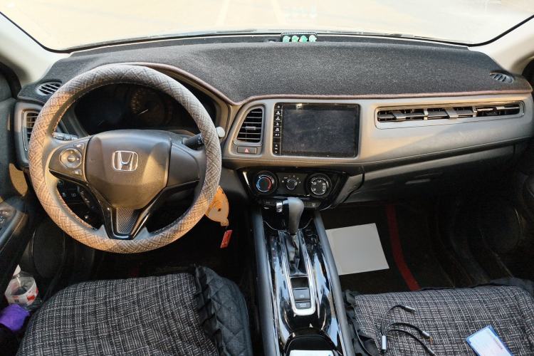 Used Honda Vezel 2022 1.5L CVT Phantom Night Pioneer Edition Interior 2