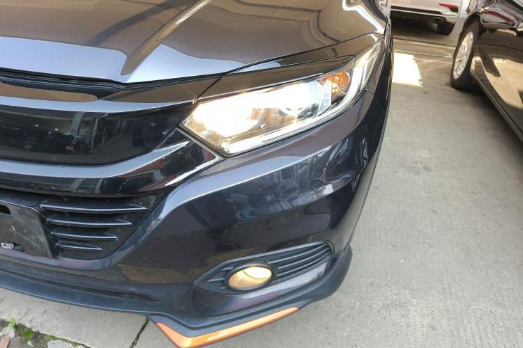 Used Honda Vezel 2022 1.5L CVT Phantom Night Pioneer Edition Left Front Headlight