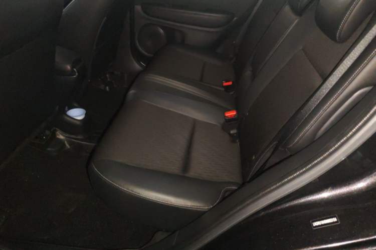 Used Honda Vezel 2022 1.5L CVT Phantom Night Pioneer Edition Left Rear Seat
