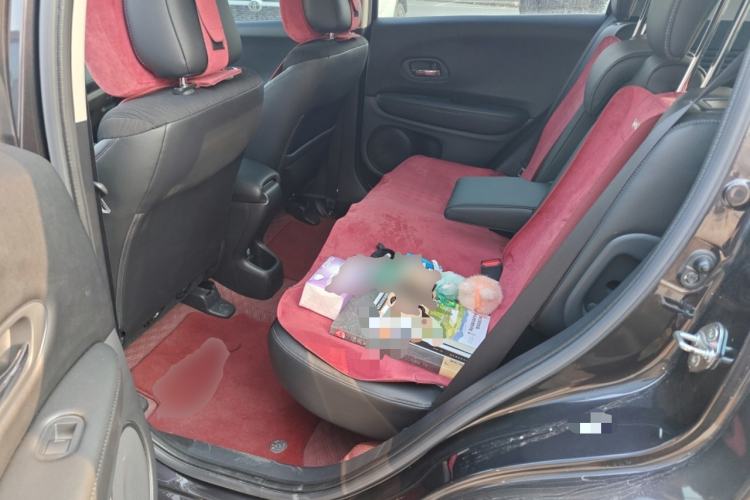 Used Honda Vezel 2022 1.5L CVT Phantom Night Pioneer Edition Left Rear Seat