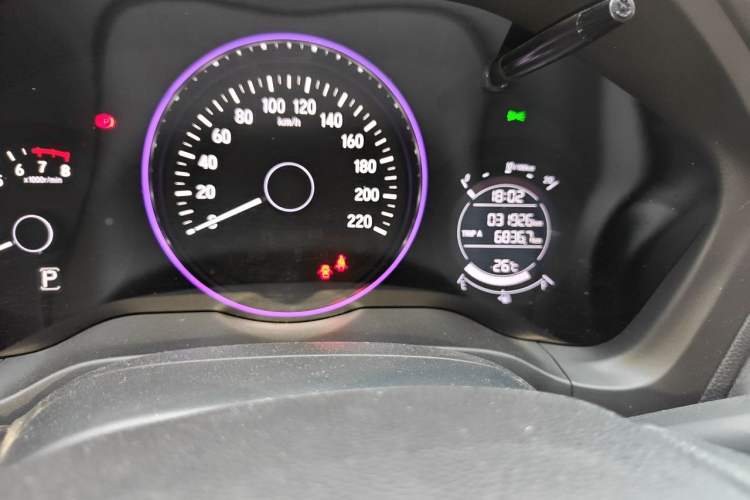 Used Honda Vezel 2022 1.5L CVT Phantom Night Pioneer Edition Odometer Close Up