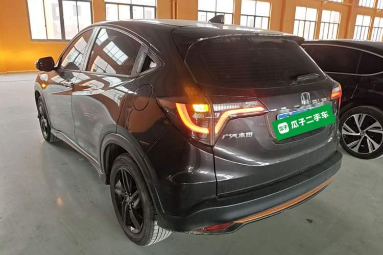 Used Honda Vezel 2022 1.5L CVT Phantom Night Pioneer Edition Rear Left 45 Deg