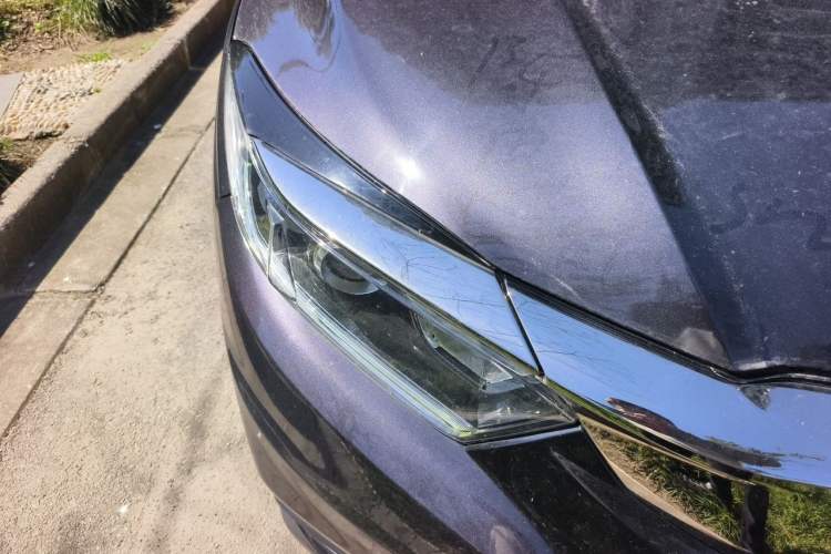 Used Honda Vezel 2022 1.5L CVT Elite Smart Edition Right Front Headlight