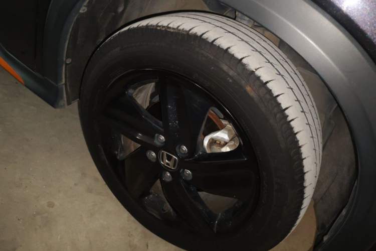 Used Honda Vezel 2022 1.5L CVT Phantom Night Pioneer Edition Right Front Wheel Hub