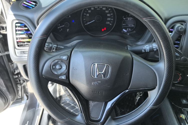 Used Honda Vezel 2022 1.5L CVT Phantom Night Pioneer Edition Steering Wheel
