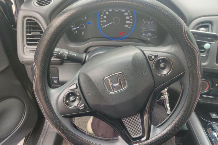 Used Honda Vezel 2022 1.5L CVT Elite Smart Edition Steering Wheel