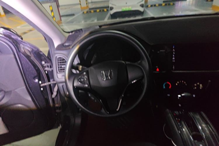 Used Honda Vezel 2022 1.5L CVT Phantom Night Pioneer Edition Steering Wheel