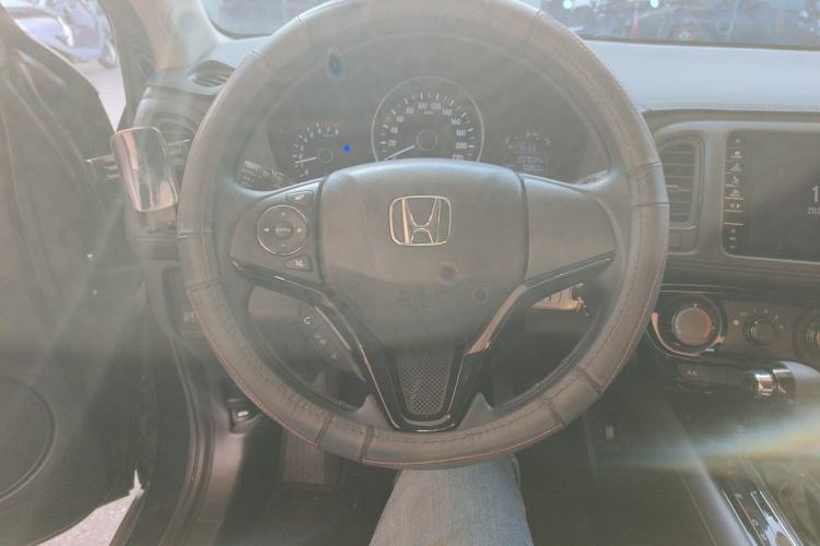 Used Honda Vezel 2022 1.5L CVT Phantom Night Pioneer Edition Steering Wheel