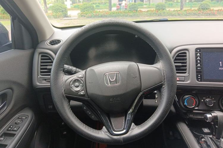 Used Honda Vezel 2022 1.5L CVT Phantom Night Pioneer Edition Steering Wheel