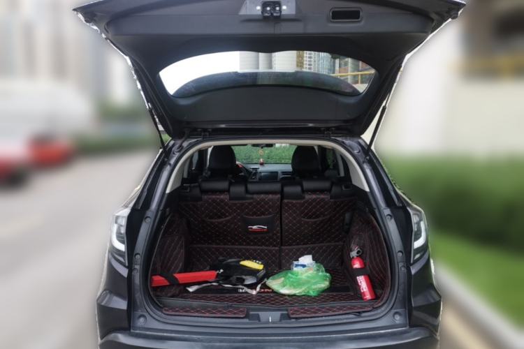 Used Honda Vezel 2022 1.5L CVT Phantom Night Pioneer Edition Trunk